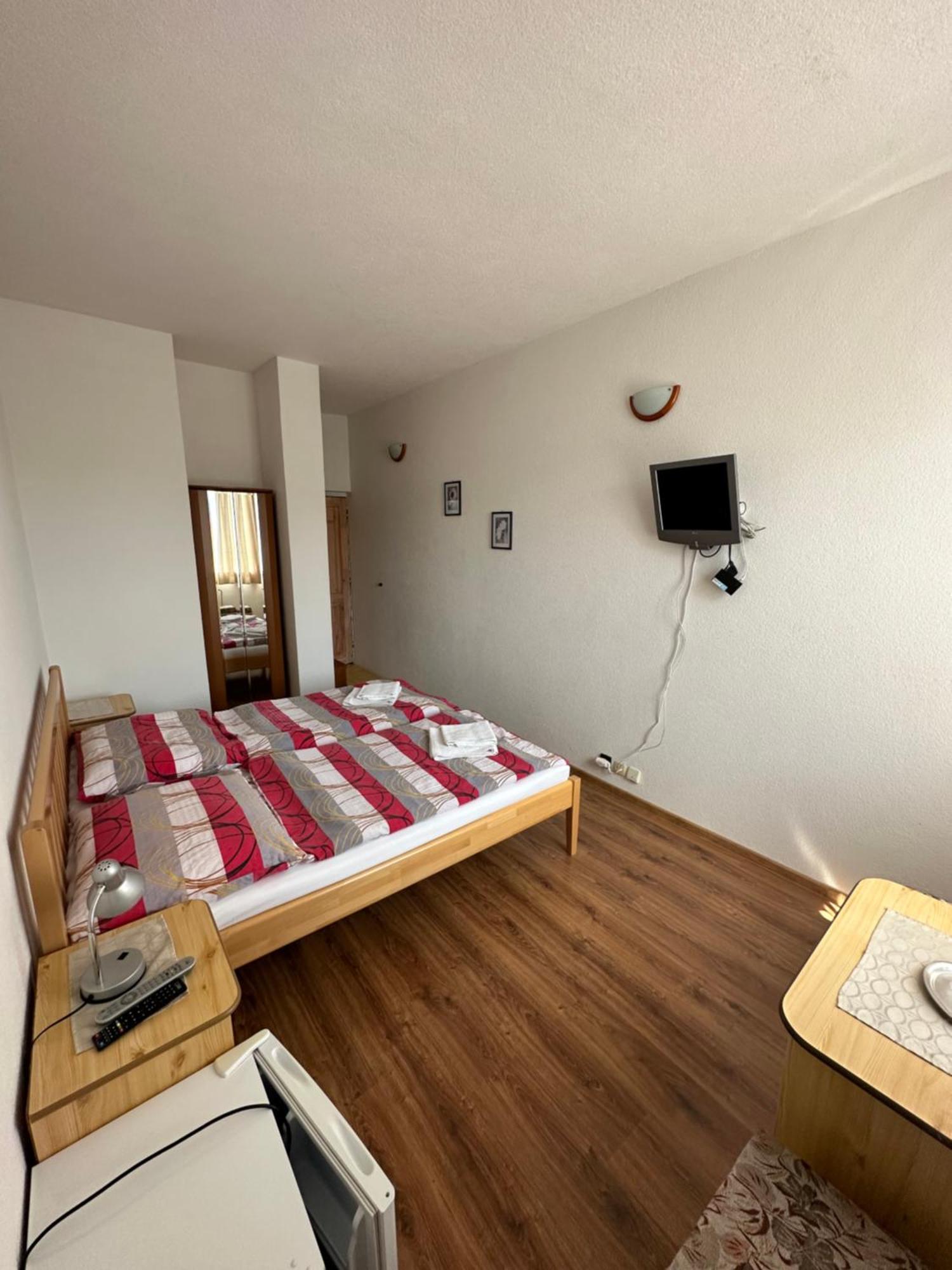Penzion Normandia Nitrianske Rudno Exteriér fotografie